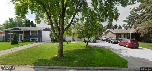 23 Edelweiss Crescent（加拿大曼尼托巴省温尼伯市）房屋照片