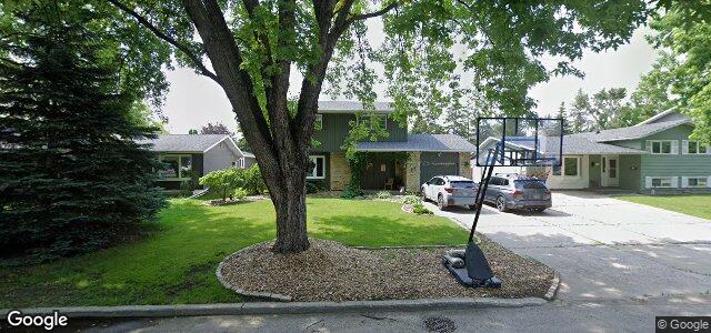 23 Quiring Bay（加拿大曼尼托巴省温尼伯市）房屋照片