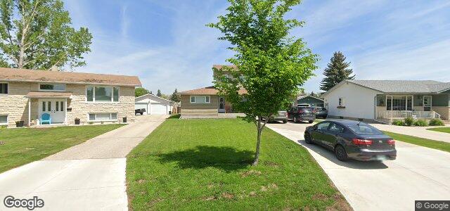 27 Pinecrest Bay（加拿大曼尼托巴省温尼伯市）房屋照片