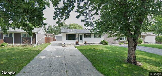 30 Edelweiss Crescent（加拿大曼尼托巴省温尼伯市）房屋照片