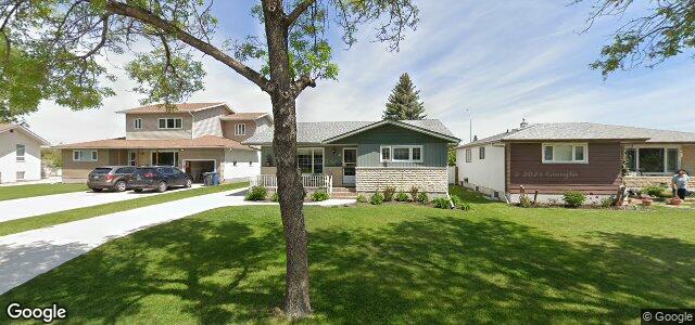 31 Pinecrest Bay（加拿大曼尼托巴省温尼伯市）房屋照片