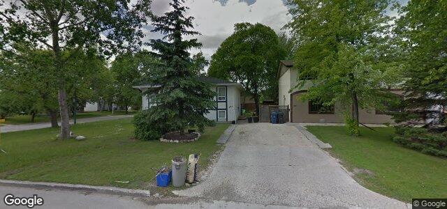 324 Edelweiss Crescent（加拿大曼尼托巴省温尼伯市）房屋照片