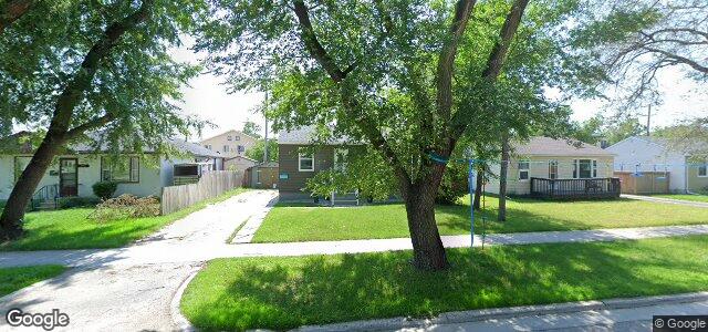 Photo of 352 Sutton Avenue in Winnipeg, Manitoba