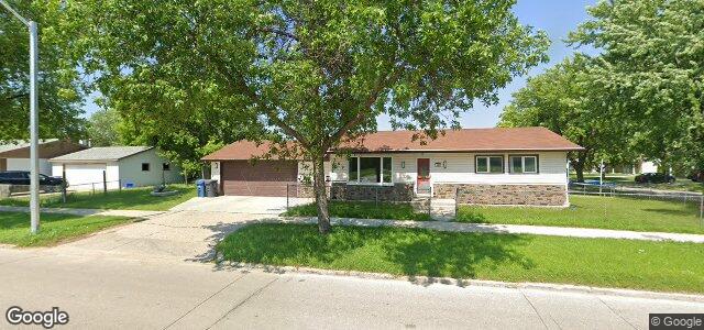 Larawan ng 399 Donwood Drive sa Winnipeg, Manitoba