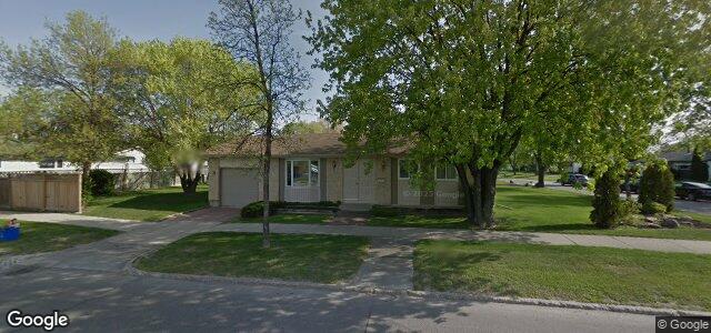 421 Donwood Drive（加拿大曼尼托巴省温尼伯市）房屋照片