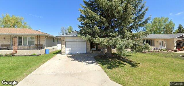 429 Paufeld Drive（加拿大曼尼托巴省温尼伯市）房屋照片