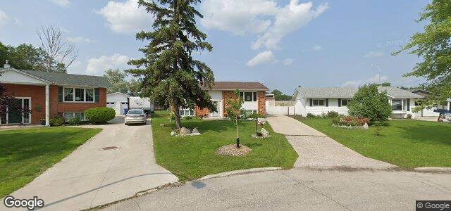 43 Quiring Bay（加拿大曼尼托巴省温尼伯市）房屋照片