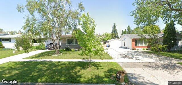 477 Mark Pearce Avenue（加拿大曼尼托巴省温尼伯市）房屋照片