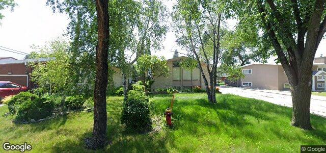 486 Mark Pearce Avenue（加拿大曼尼托巴省温尼伯市）房屋照片