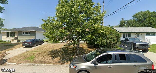 573 Cedarcrest Drive（加拿大曼尼托巴省温尼伯市）房屋照片