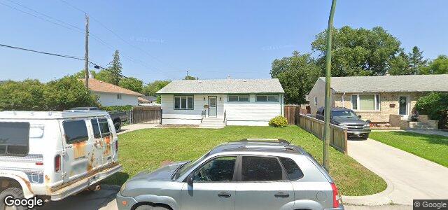 577 Cedarcrest Drive（加拿大曼尼托巴省温尼伯市）房屋照片