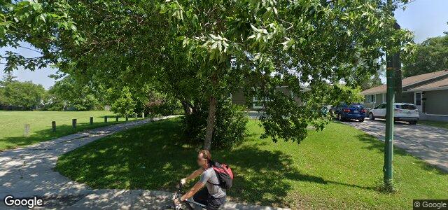 585 Paufeld Drive（加拿大曼尼托巴省温尼伯市）房屋照片