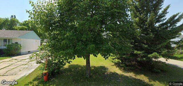 598 Cedarcrest Drive（加拿大曼尼托巴省温尼伯市）房屋照片