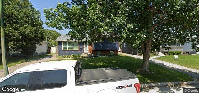 92 Macaulay Crescent（加拿大曼尼托巴省温尼伯市）房屋照片