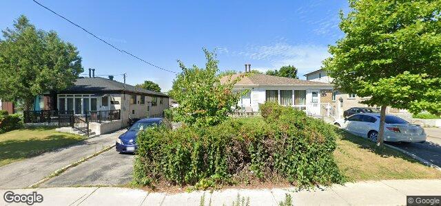 Photo of 210 Linden Avenue in Winnipeg, Manitoba