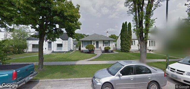 215 Helmsdale Avenue（加拿大曼尼托巴省温尼伯市）房屋照片