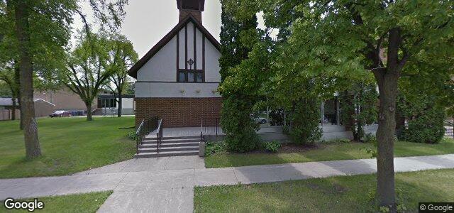 218 Helmsdale Avenue（加拿大曼尼托巴省温尼伯市）房屋照片