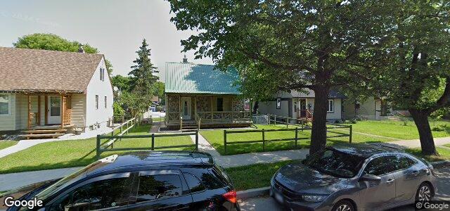 Photo of 221 Kimberly Avenue in Winnipeg, Manitoba