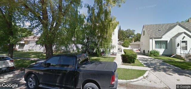 247 Hazel Dell Avenue（加拿大曼尼托巴省温尼伯市）房屋照片