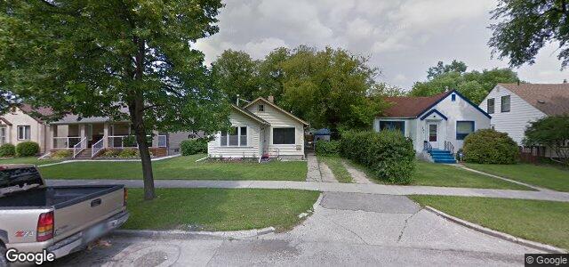 251 Helmsdale Avenue（加拿大曼尼托巴省温尼伯市）房屋照片