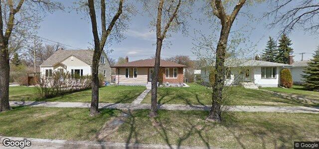 305 Helmsdale Avenue（加拿大曼尼托巴省温尼伯市）房屋照片