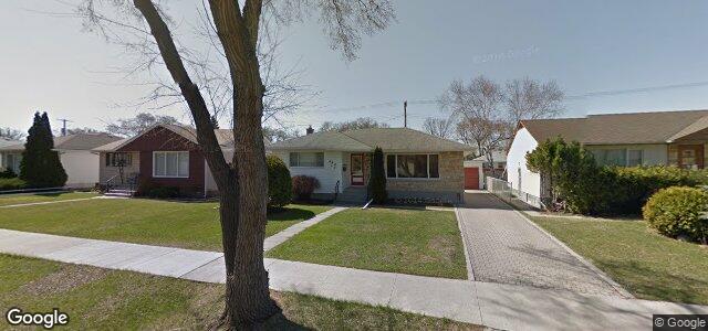 Larawan ng 440 Oakview Avenue sa Winnipeg, Manitoba