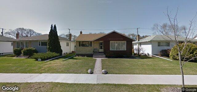 448 Oakview Avenue（加拿大曼尼托巴省温尼伯市）房屋照片