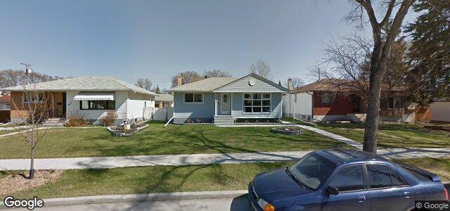 Photo of 487 Oakview Avenue in Winnipeg, Manitoba