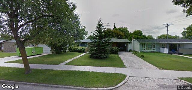 Photo of 506 Oakview Avenue in Winnipeg, Manitoba