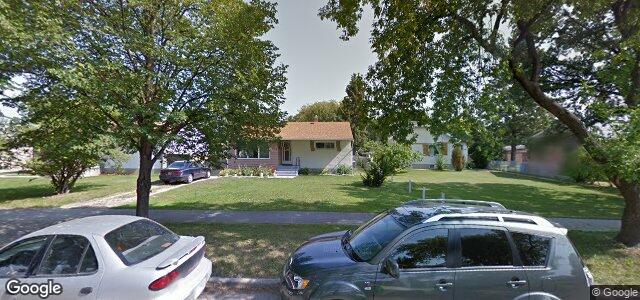 673 Helmsdale Avenue（加拿大曼尼托巴省温尼伯市）房屋照片