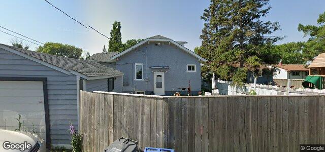 679 Helmsdale Avenue（加拿大曼尼托巴省温尼伯市）房屋照片