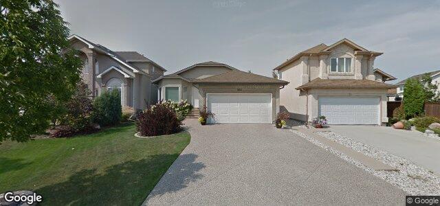 Photo of 19 Burke Bay in Winnipeg, Manitoba