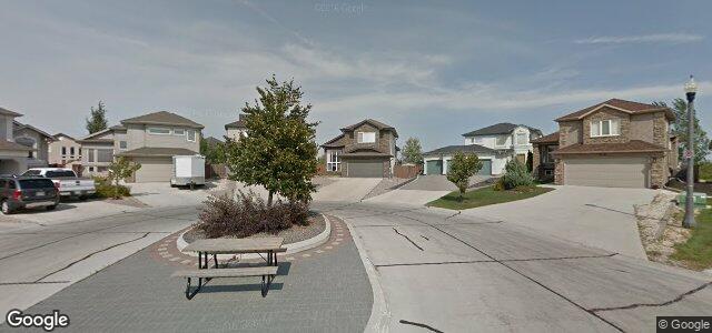 35 Montvale Crescent（加拿大曼尼托巴省温尼伯市）房屋照片