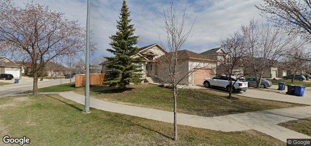 Photo of 612 Shorehill Drive in Winnipeg, Manitoba