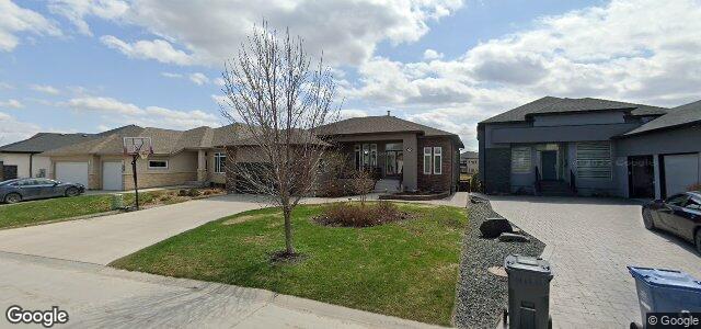 100 Blue Sun Drive（加拿大曼尼托巴省温尼伯市）房屋照片