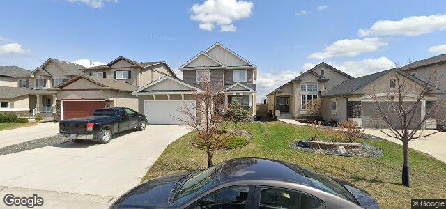 102 Moonbeam Way（加拿大曼尼托巴省温尼伯市）房屋照片