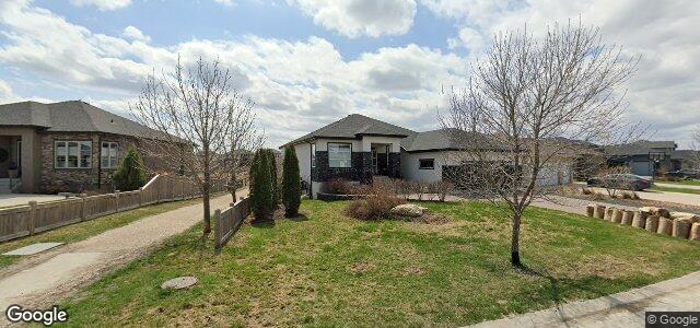 110 Blue Sun Drive（加拿大曼尼托巴省温尼伯市）房屋照片