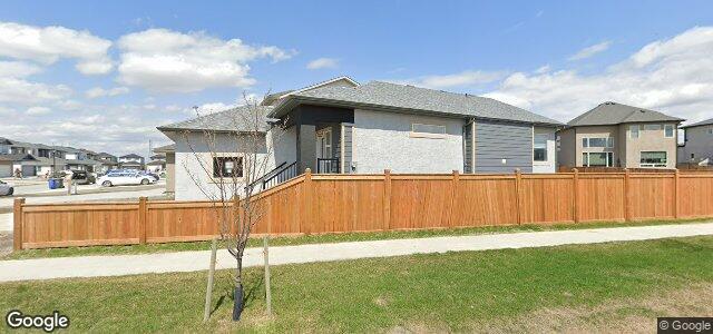 146 Dumontet Crescent（加拿大曼尼托巴省温尼伯市）房屋照片