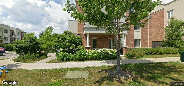 18 Coneflower Crescent（加拿大曼尼托巴省温尼伯市）房屋照片