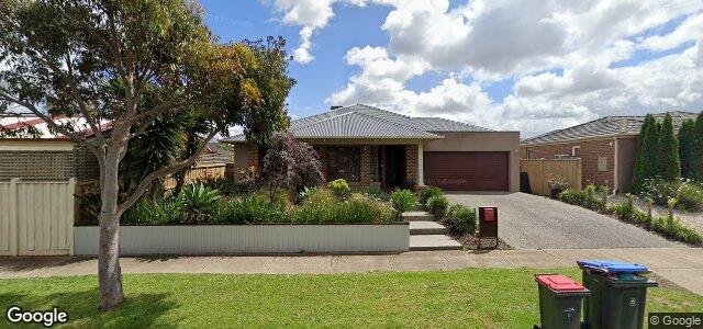 Larawan ng 2 Dragonfly Court sa Winnipeg, Manitoba