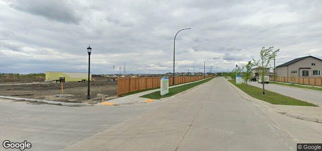 27 Yellow Moon Crescent（加拿大曼尼托巴省温尼伯市）房屋照片