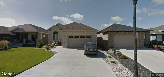 Photo of 30 Sundog Drive in Winnipeg, Manitoba