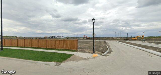 320 Yellow Moon Crescent（加拿大曼尼托巴省温尼伯市）房屋照片