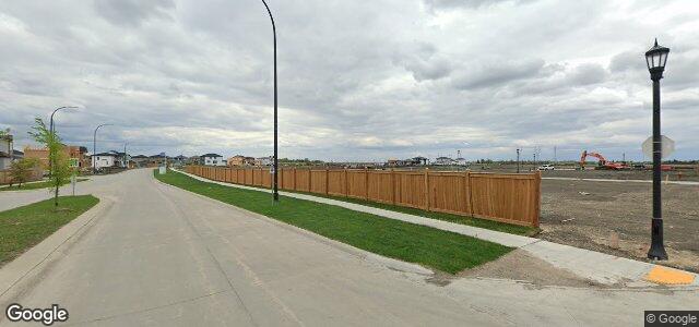 339 Yellow Moon Crescent（加拿大曼尼托巴省温尼伯市）房屋照片