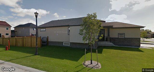 35 Coneflower Crescent（加拿大曼尼托巴省温尼伯市）房屋照片