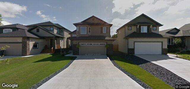 75 Coneflower Crescent（加拿大曼尼托巴省温尼伯市）房屋照片