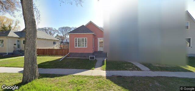 Photo of 1053 Sherburn Street in Winnipeg, Manitoba