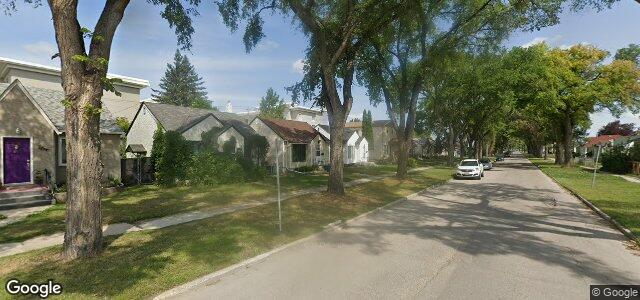 Larawan ng 1068 Strathcona Street sa Winnipeg, Manitoba
