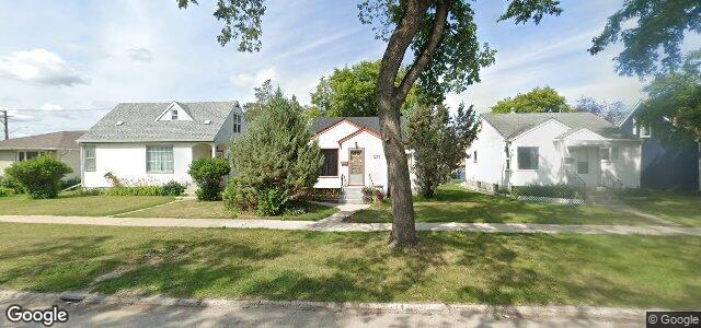 Larawan ng 1212 Strathcona Street sa Winnipeg, Manitoba