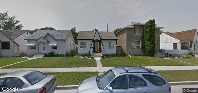 Photo of 908 Minto Street in Winnipeg, Manitoba
